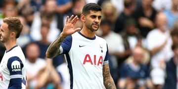 Tras pedir el cambio contra Aston Villa, Cuti Romero volvió con sus ocurrencias al Tottenham.
