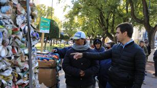 Concientización en la Plaza por el Día Mundial del Reciclado