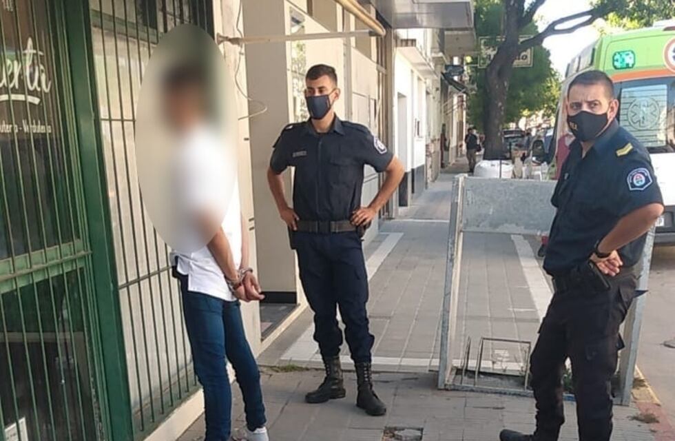 Detienen a un extranjero arrebatador en pleno centro de Gualeguaychú