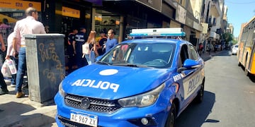 Ataque en plena peatonal de Córdoba.