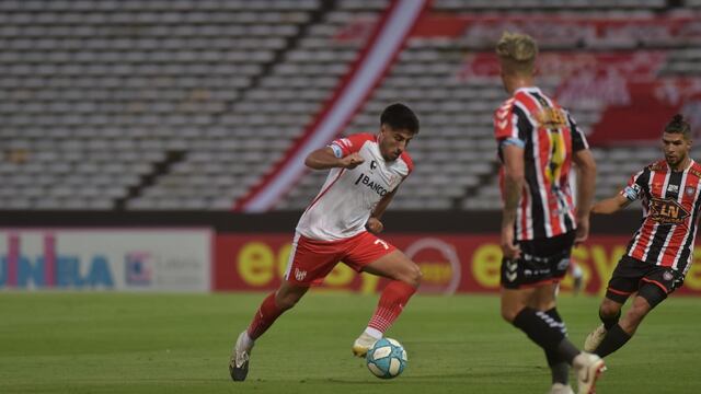 Mateo Bajamich volvió con gol para Instituto.