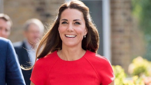 Al estilo de Lady Di, Kate Middleton impone la moda del sastrero monocromático