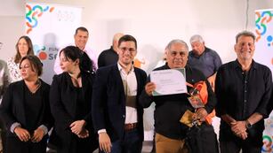 Reconocimiento a la labor de los empleados municipales de larga trayectoria