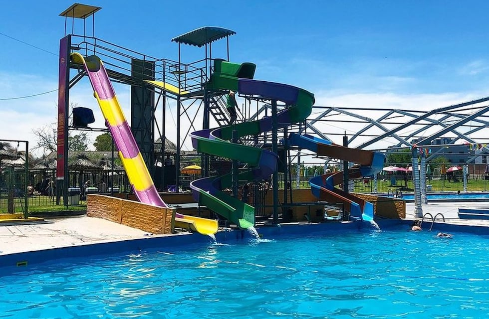 El parque acuático a 40 minutos de Buenos Aires con toboganes y entradas económicas: ubicación y precios