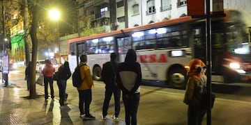 Cuáles fueron las paradas de colectivo más seguras en Córdoba durante el mes de junio. Foto Javier Ferreyra