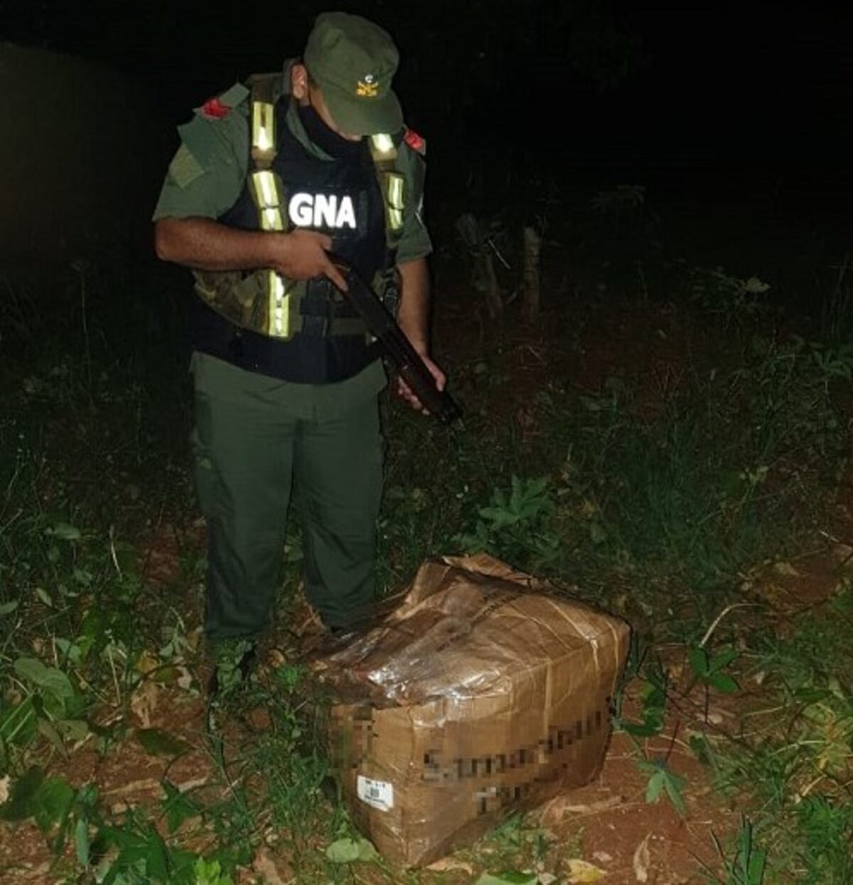 El pesaje total arrojó 18,284 kilogramos de “cannabis sativa” y 443 gramos de cocaina.