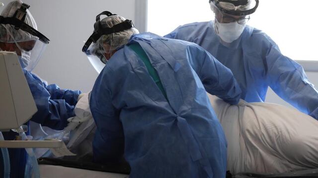 UTI. La ocupación de camas en unidades de terapia intensiva llega al 54,7% en la provincia de Córdoba. (AP)