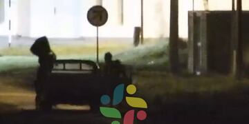 Con las manos en la masa: así arrojaban basura