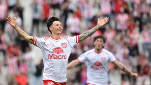 Lo grita con todo Gastón Lodico, al asegurar la victoria. Instituto cortó dos rachas negativas.