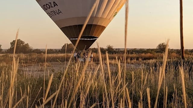 Marcos Bruno junto a Iván de Pineda recorrieron la provincia en Globo aerostático.