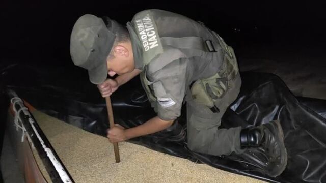 Secuestran soja sin aval aduanero en San Vicente.