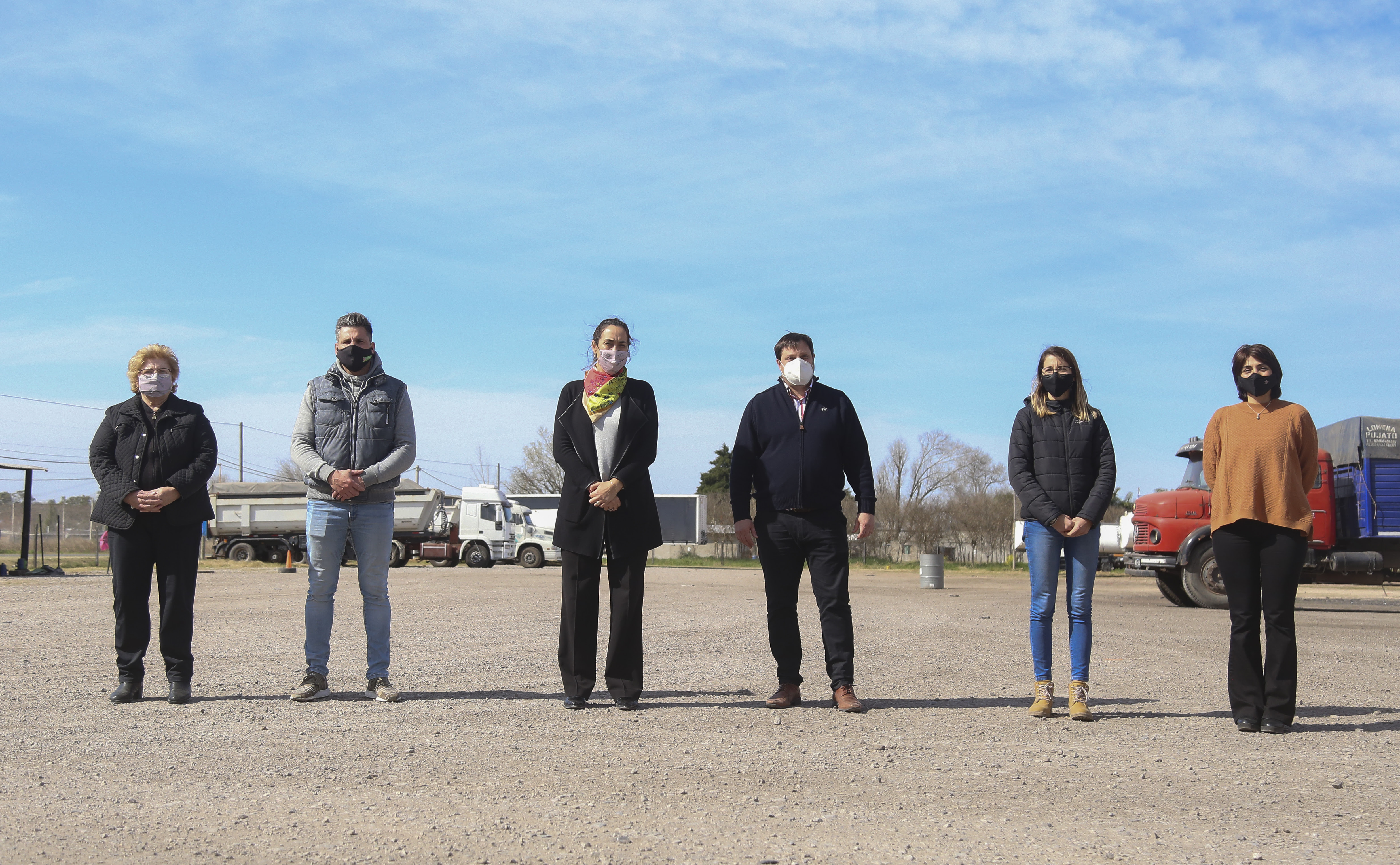 Zavalla: un basural a cielo abierto transformado en una playa de camiones