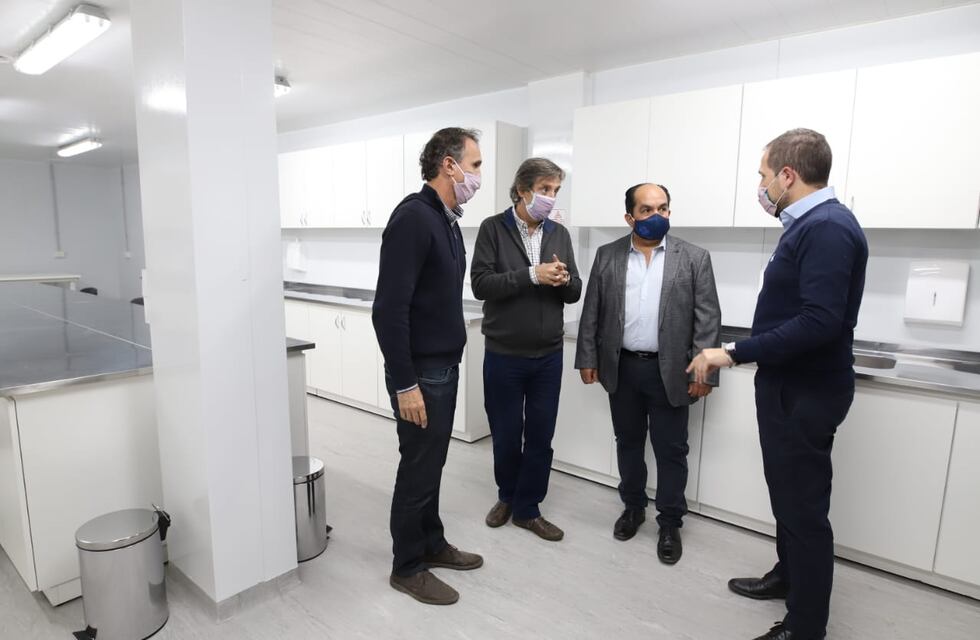 Gabriel Katopodis recorrió obras en San Rafael junto a Emir Félix
