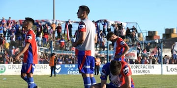 Rosario perdió por penales ante La Armonía y se despidió de la chance de ascender. (Foto: Emilia Maineri-La Nueva).