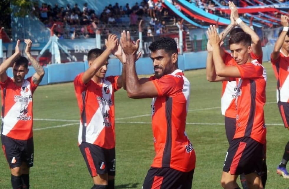 Deportivo Maipú y Gimnasia de Mendoza, ganan y ascienden en la Primera Nacional