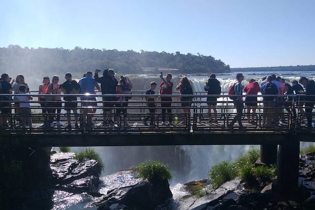 Puerto Iguazú lidera un fin de semana turístico con alto movimiento y nuevos hitos para Misiones.