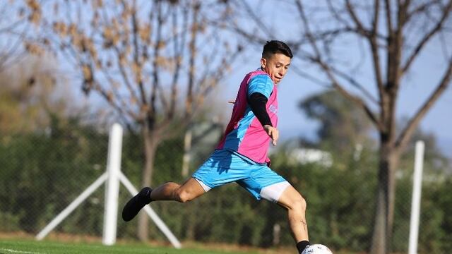 Mariano Miño, la cuota de fútbol para Belgrano. Por izquierda y más suelto en el "modelo Farré" (Prensa Belgrano).