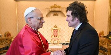 Javier Milei visitó al Papa León XIV: los regalos argentinos que le entregó en Roma.