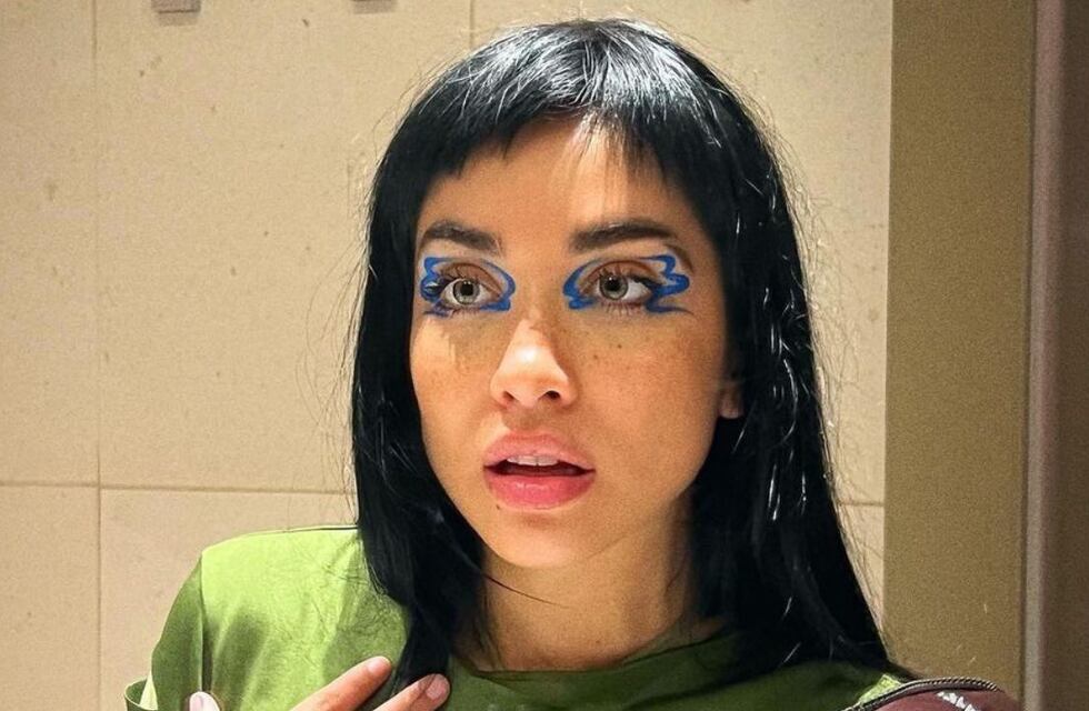 María Becerra cautivó las redes sociales al mostrarse con un conjunto deportivo que le marca todo