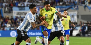 Romero se equivocó en el partido entre Argentina y Brasil, pero se recuperó y tuvo una gran actuación.