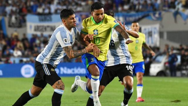Romero se equivocó en el partido entre Argentina y Brasil, pero se recuperó y tuvo una gran actuación.