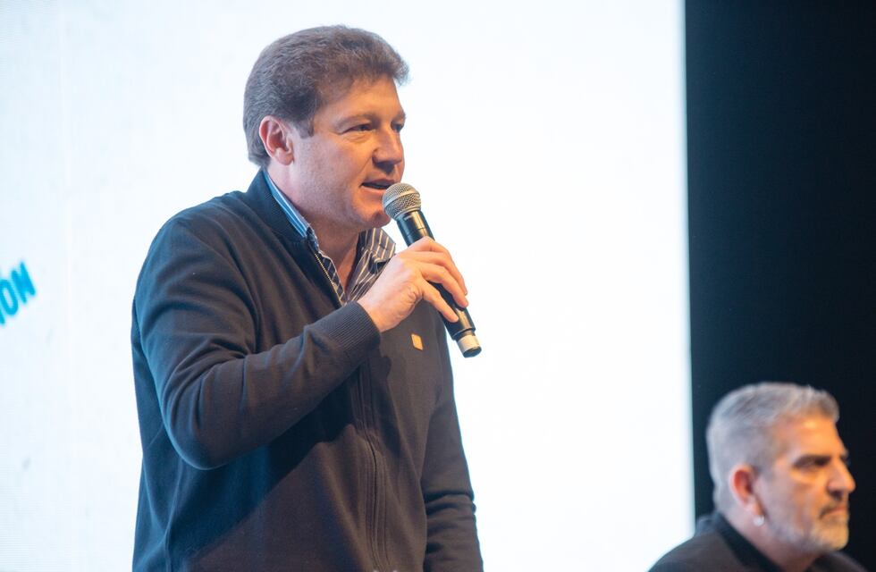 “Hoy todos tenemos el desafío de defender la educación pública”