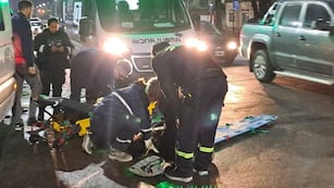 La ambulancia tardó más de una hora en llegar mientras la mujer permanecía inconsciente.