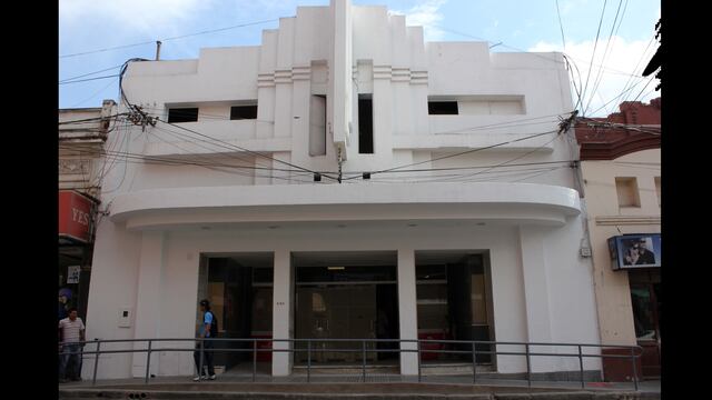 El Cine Select, ubicado en pleno centro de San Salvador de Jujuy, podría ser adquirido por la Municipalidad.