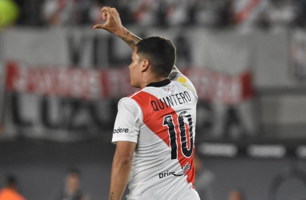 Suenan las alarmas en River: un grande de Brasil busca a Juanfer Quintero