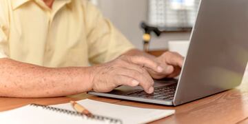 Tres Arroyos: taller para adultos “conectados y cuidados, conociendo el mundo virtual de los jóvenes”