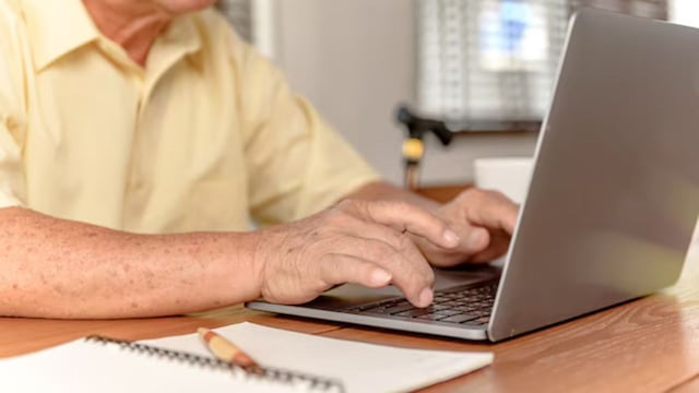 Tres Arroyos: taller para adultos “conectados y cuidados, conociendo el mundo virtual de los jóvenes”