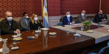 Otorgarán beneficios a bares y restaurantes capitalinos.