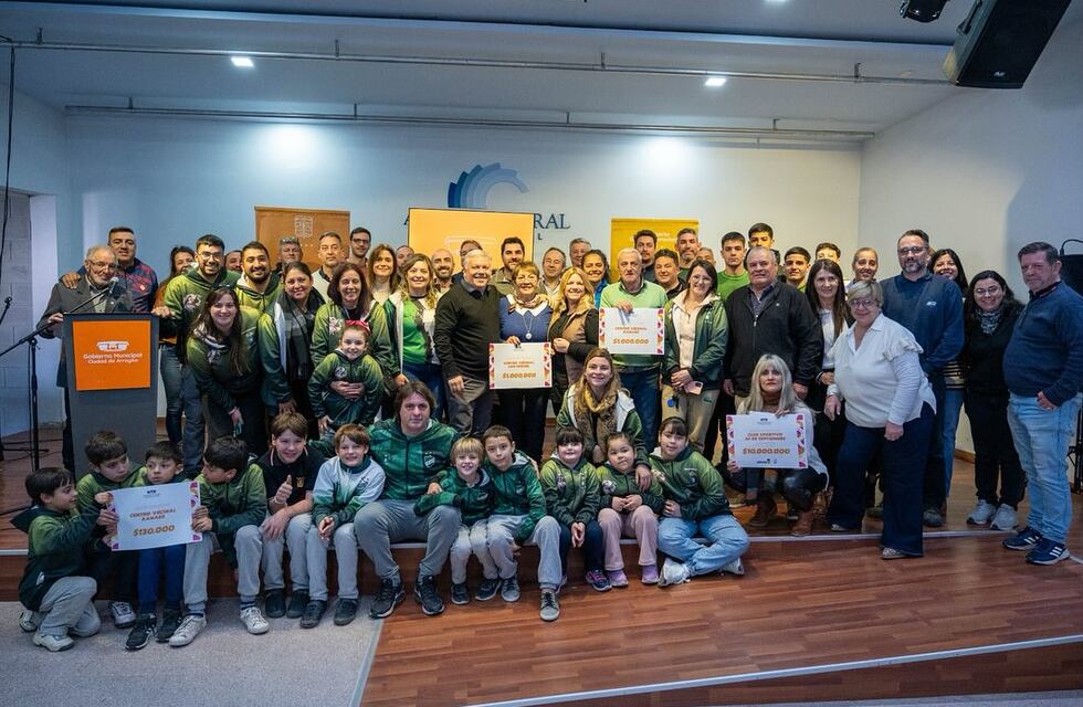 El Municipio de Arroyito entregó más de 35 millones de pesos a instituciones locales