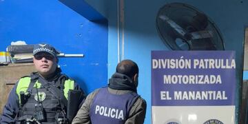 Un hombre fue detenido en El Manantial por usurpación de título: se hacía pasar por policía.