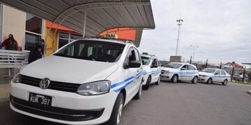 En los taxis, la bajada de bandera de ahora en más en San Luis costará 30 por ciento más.