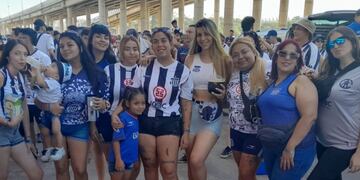 Hinchas de Talleres crearon un grupo para no ir solas a la cancha.