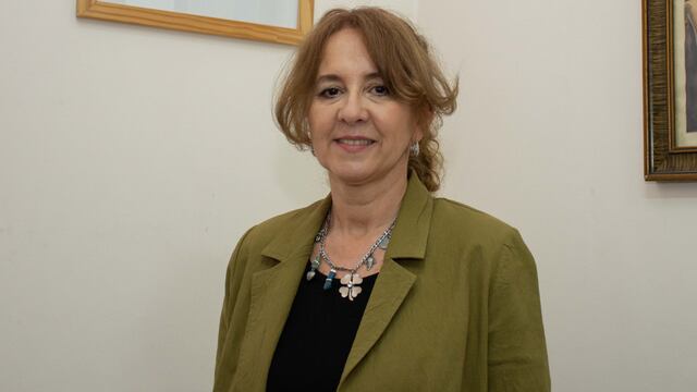 La nueva ministra de Educación de Jujuy, María Teresa Bovi, prometió sostener un criterio de diálogo abierto tanto con docentes como con los padres de los alumnos.