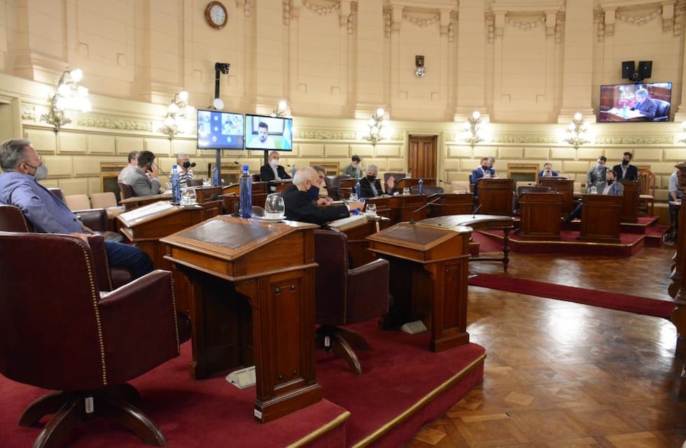 El proyecto de ley tributaria 2021 en Santa Fe recibió media sanción