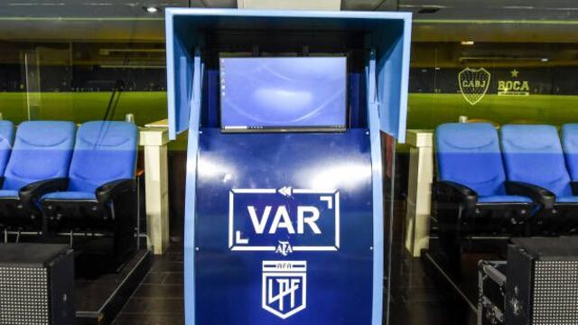 El VAR fue protagonista en Boca - Defensa y Justicia.