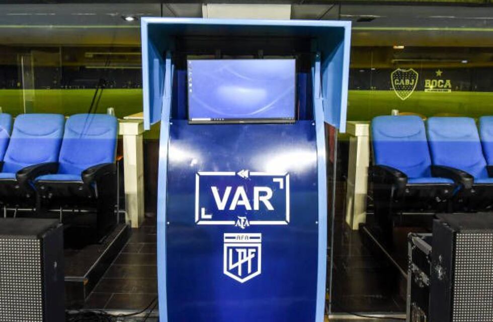 Boca - Barracas: las polémicas del VAR