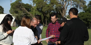 El secretario de Prevención y Seguridad, Juan Manuel Martínez Saliba, con los aspirantes a ingresar a la GUR