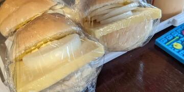 Los sanguches de cebolla y queso virales