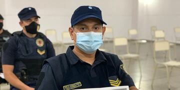 La vacunación avanza y contribuye a que bajen los casos positivos (Gobierno de Córdoba).