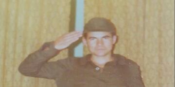 Hugo Olivera fue Infante de Marina durante la Guerra de las Malvinas.