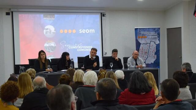 Darío Cocco recibió a jubilados y pensionados en la sede del SEOM