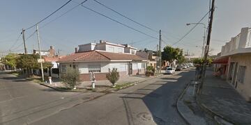 Pedro Goyena y Las Heras, en Lomas del Mirador, esquina en la que asesinaron al joven Alan Bravo, de 20 años, al intentar robarle su Peugeot RCZ.