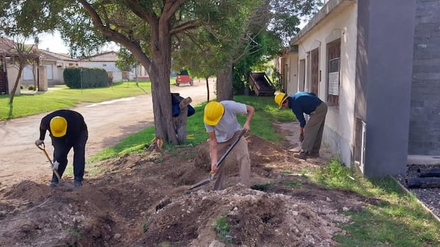 Continúan las obras de extensión de la red de gas en Claromecó