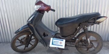 Moto robada en La Curva y recuperada