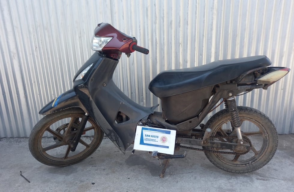 La Curva: la policía recuperó una motocicleta robada tras un operativo