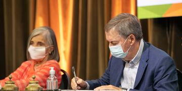 Convenio con la UNC para la Digitalización de Actas de Nacimiento por la Identidad (Prensa Gobierno)